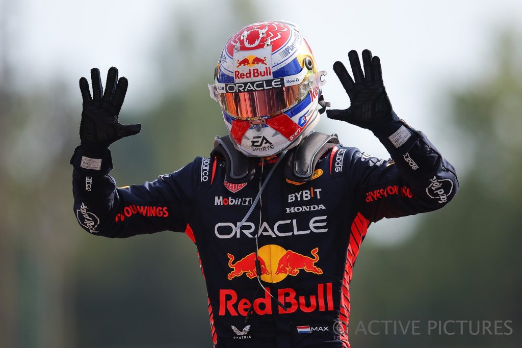 1 Max Verstappen